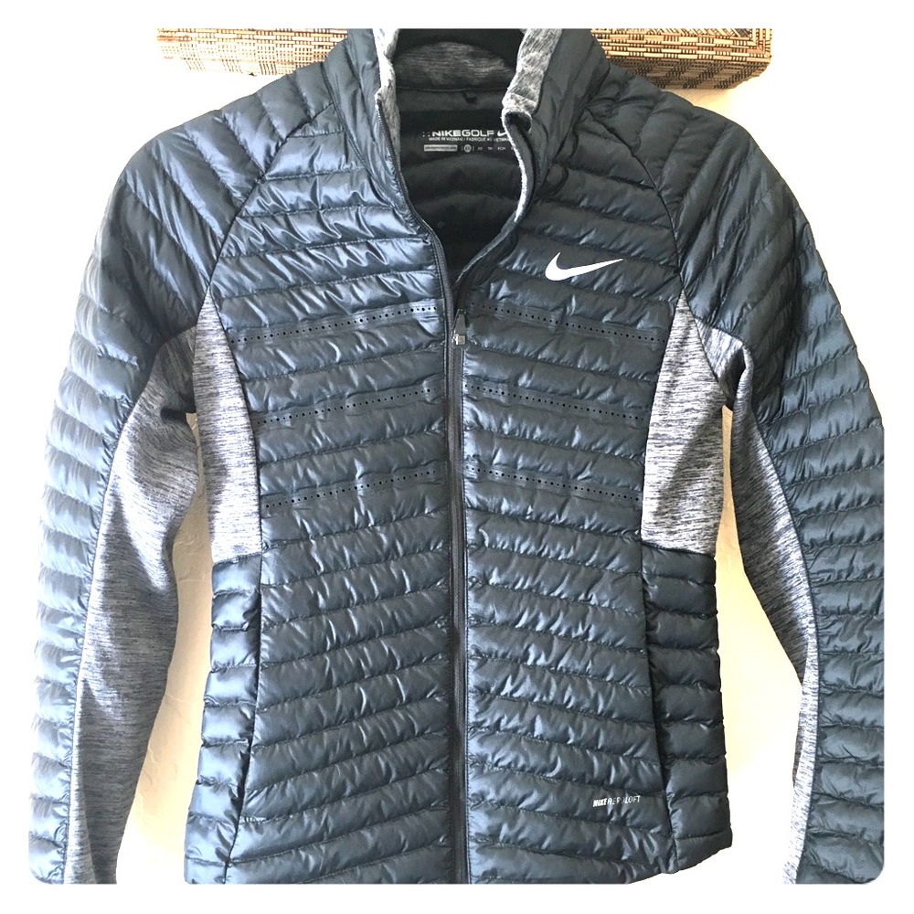 Nike Women’s Aeroloft Jacket